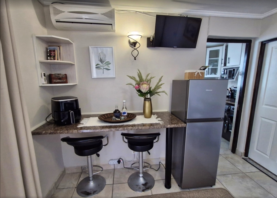 1 Bedroom Property for Sale in Upper Robberg Western Cape